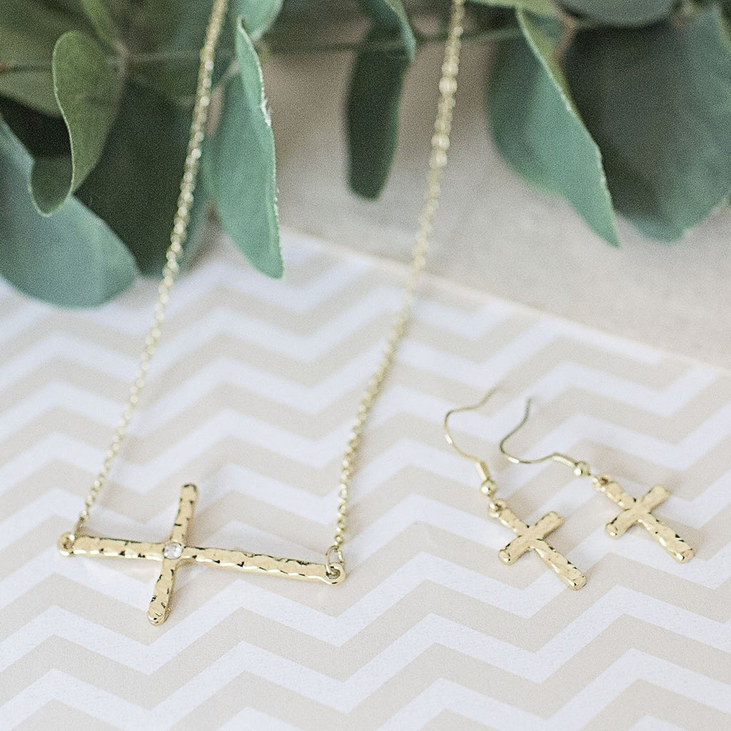 .25 Carat Hammered Cross Necklace and Earrings Set